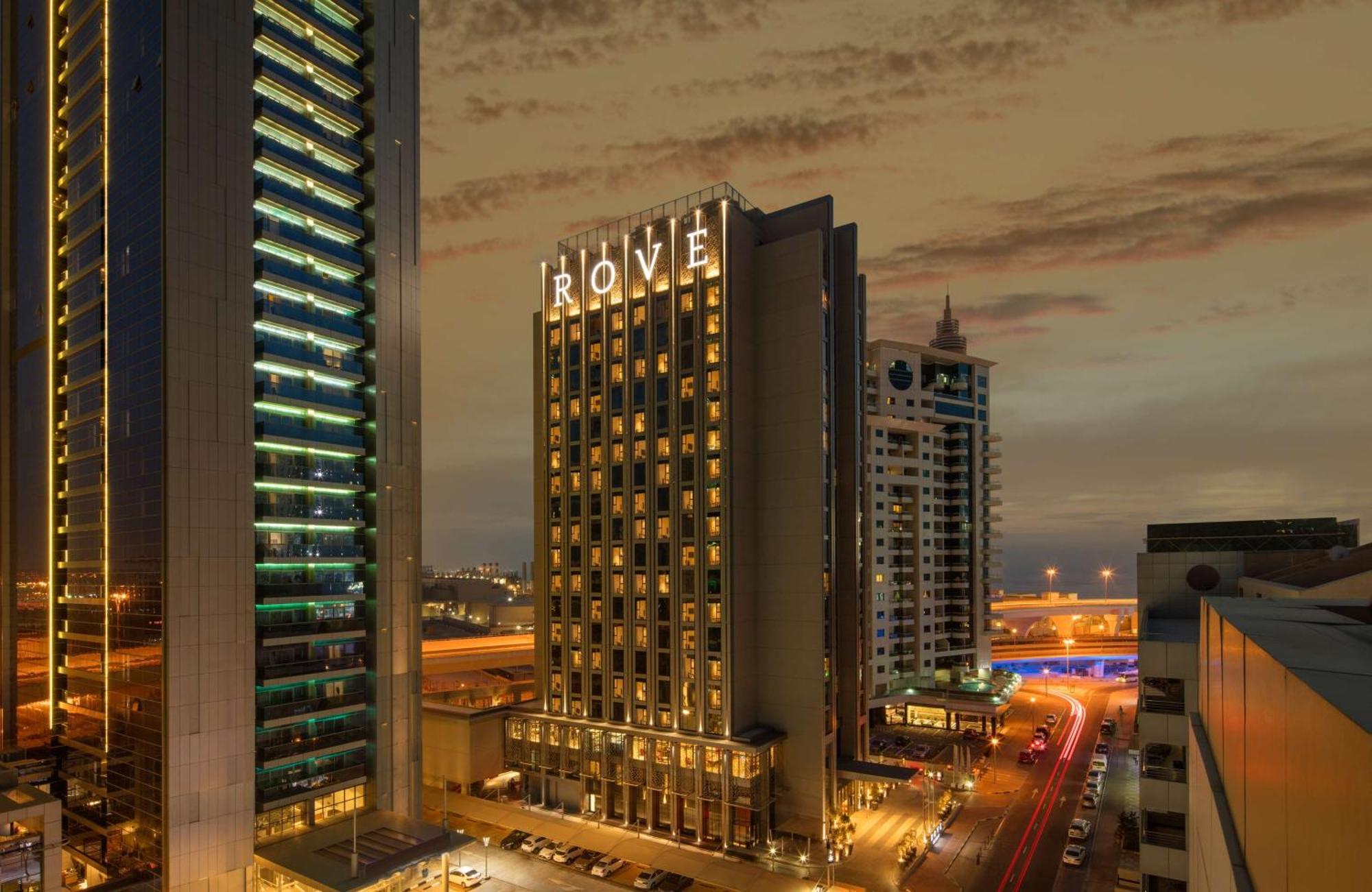 فندق روف مرسى دبي المظهر الخارجي الصورة